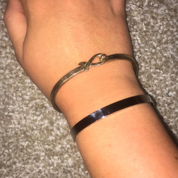 Metal Band Bracelets - Picture 1 of 3